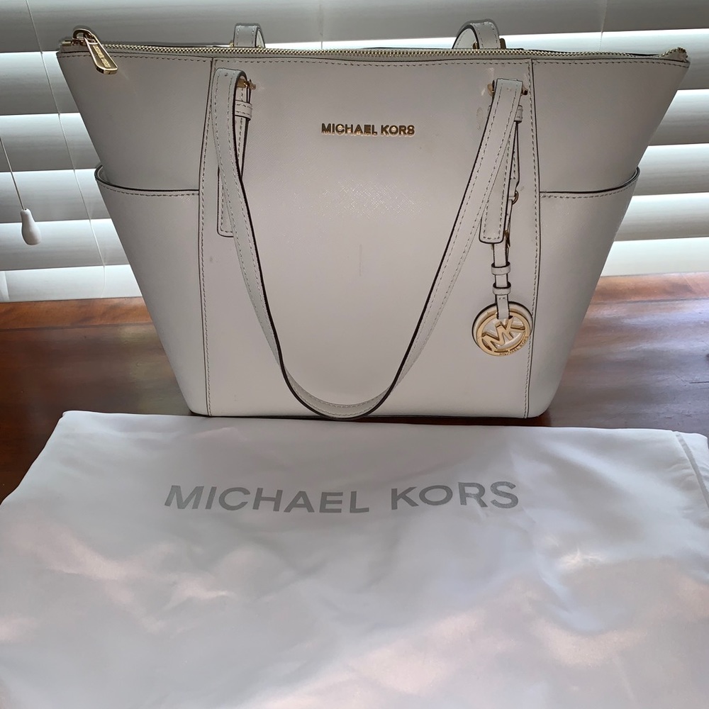 Leather bag